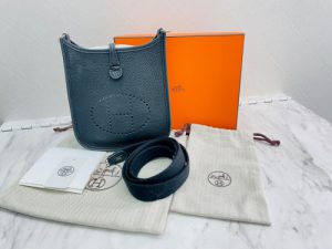 ブランド品 エルメス エヴリン ショルダーバッグ