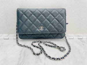 シャネル ブランド品 キャビアスキン チェーンショルダー バッグ