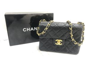 CHANEL シャネル ミニマトラッセ チェーンショルダーバッグ