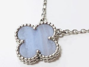 【ヴァンクリーフ&アーペル ジュエリー買取】アルハンブラを売るなら買取おりづる藤枝駅前店へ!