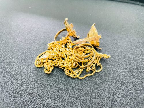 藤枝で話題のリサイクルショップ！【金】の高価買取なら買取おりづる藤枝駅前店へ！