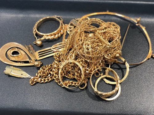 おすすめ金の高価買取店！静岡市葵区で金の買取なら買取おりづる静岡ドン・キホーテパウSBS通り店へ！