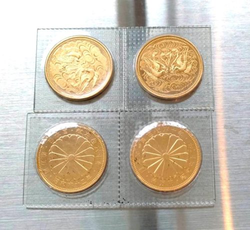 横浜市南区で【御即位、御在位１０万円金貨】高価買取致します！買取おりづる横浜弘明寺店へ！