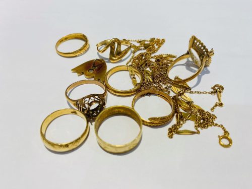 横浜市南区で【金・プラチナ】の高価買取なら是非買取おりづる横浜弘明寺店へ!