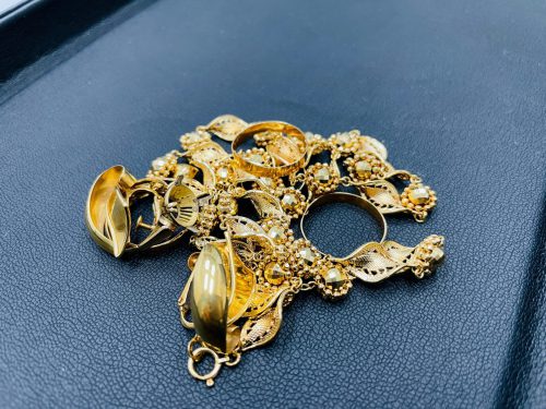 藤枝で貴金属【金】の高価買取なら買取おりづる藤枝駅前店へ！