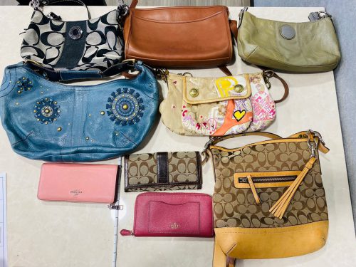 横浜市井土ヶ谷で【コーチ（COACH）買取】はリサイクルショップ買取おりづる横浜弘明寺店にお任せください！