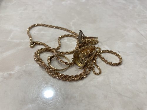 上大岡駅付近で金の高価買取なら買取おりづる横浜弘明寺店にお任せください！！