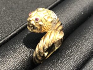 静岡県静岡市で【18金（K18/18K）の高価買取】なら買取おりづる静岡ドン・キホーテパウSBS通り店です！