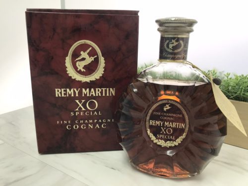 横浜市南区保土ヶ谷で【古酒、お酒】高価買取致します！買取ならリサイクルショップ買取おりづる横浜弘明寺店へ！