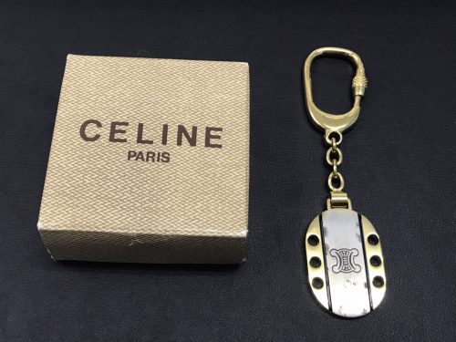 横浜市南区六ッ川で【セリーヌ(CELINE)買取】ブランド品を売るならリサイクルショップ買取おりづる横浜弘明寺店へ!