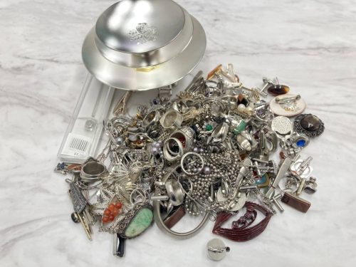 藤枝で【メッキアクセサリー】の高価買取なら買取おりづる藤枝駅前店へ！