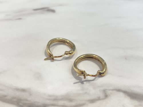 静岡県清水区付近で金のピアスの高価買取なら買取おりづる静岡ドン・キホーテパウSBS通り店におまかせください!