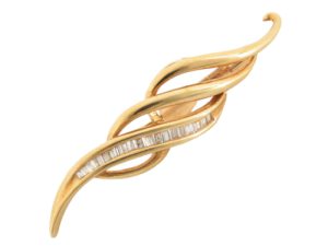 静岡県藤枝市で【貴金属 買取】金やプラチナを高く売るなら買取おりづる藤枝駅前店です！