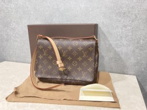静岡県清水区付近でルイヴィトン（Louis Vuitton）モノグラム ミュゼットタンゴ ショートショルダー M51257の高価買取なら買取おりづる静岡ドン・キホーテパウSBS通り店におまかせください！