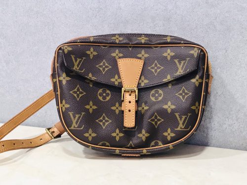 横浜市南区別所で【ルイヴィトン(Louis Vuitton)買取】ならリサイクルショップ買取おりづる横浜弘明寺店へ!