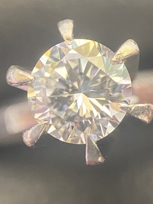 上大岡近辺で【ダイヤモンドの買取】なら!リサイクルショップ買取おりづる横浜弘明寺店にお任せください!!