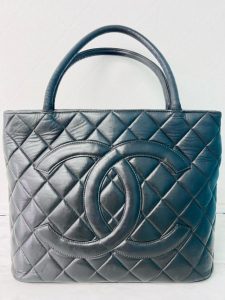 シャネル CHANEL ブランド品 バッグ 復刻トート