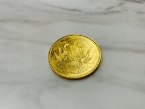 焼津市で出張買取！御在位10万円金貨【金貨】の高価買取なら買取おりづる藤枝駅前店へ！