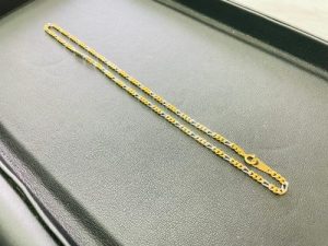 焼津市で【金・プラチナ】の出張買取なら買取おりづる藤枝駅前店!