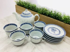 横浜市港南区上大岡で【ブランド食器】を売るならリサイクルショップ買取おりづる横浜弘明寺店にお任せください！