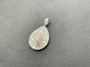 藤枝で【ダイヤ】の出張買取！買取おりづる藤枝駅前店へ！