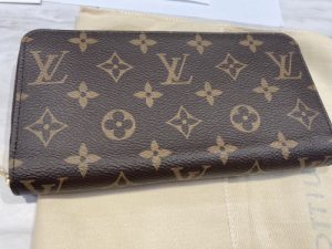 静岡県焼津市付近でヴィトンの財布を売るなら高価買取の買取おりづる藤枝駅前店にお任せください！