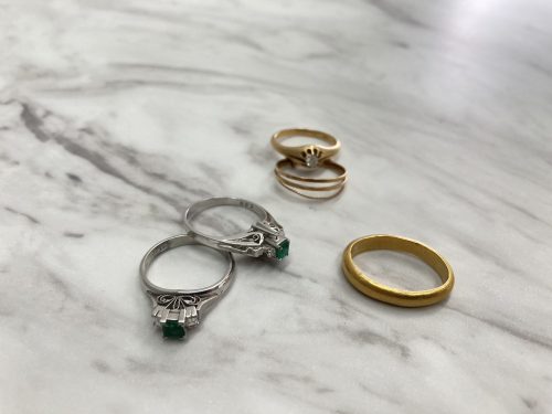 静岡県藤枝市付近で指輪を売るなら高価買取の買取おりづる藤枝駅前店にお任せください！