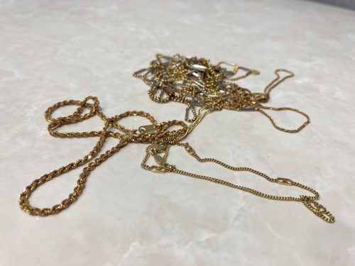 静岡県清水区付近でアクセサリーの高価買取なら買取おりづる静岡ドン・キホーテパウSBS通り店におまかせください!