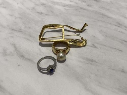 静岡県藤枝市付近でジュエリーを売るなら高価買取の買取おりづる藤枝駅前店にお任せください！