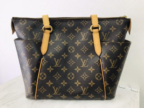 横浜市港南区上大岡で【ルイ ヴィトン買取】ブランド品の買取ならリサイクルショップ買取おりづる横浜弘明寺店へ！