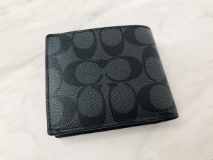 COACH シグネチャー 二つ折り財布