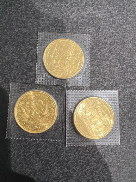 金 K24 金貨 御在位10万円金貨