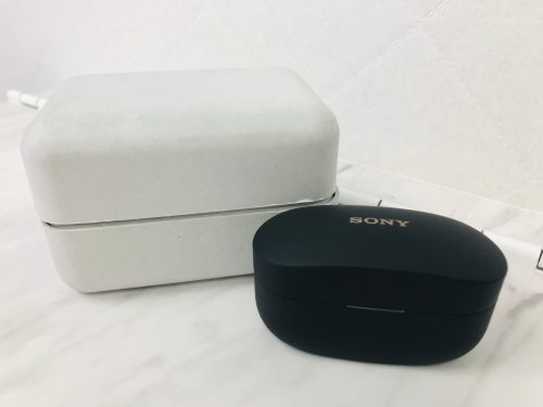 横浜市南区井土ヶ谷で【ワイヤレスイヤホンの高価買取】イヤホンを売るならリサイクルショップ買取おりづる横浜弘明寺店へ！