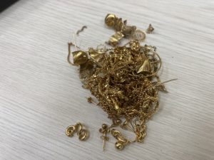 静岡県藤枝市付近で金を売るなら高価買取の買取おりづる藤枝駅前店にお任せください！