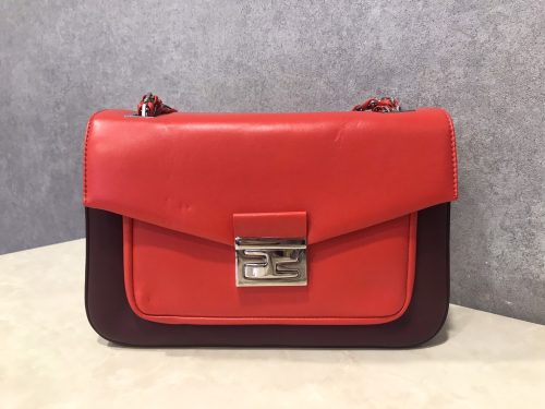 横浜市南区弘明寺で【フェンディ（FENDI）買取】ブランド品を売るなら買取おりづる横浜弘明寺店へ！