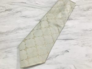 横浜市南区井土ヶ谷でセリーヌのネクタイを売るなら高価買取のリサイクルショップ買取おりづる横浜弘明寺店にお任せください！