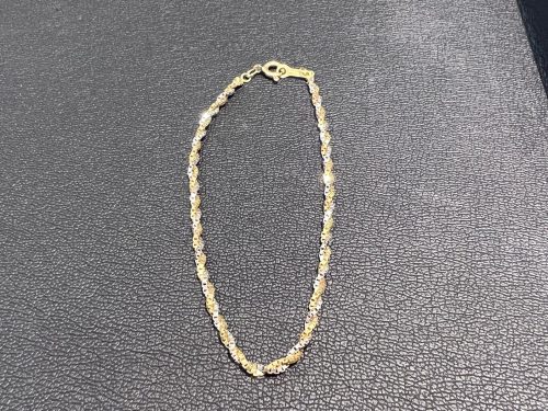 静岡市駿河区で【金】の高価買取するなら買取おりづる静岡ドン・キホーテパウSBS通り店がおすすめ♪