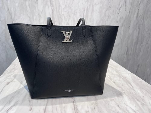 静岡市駿河区で【ヴィトン】の高価買取なら買取おりづる静岡ドン・キホーテパウSBS通り店へ!