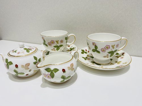 横浜市南区井土ヶ谷で【食器】の買取は！リサイクルショップ買取おりづる横浜弘明寺店にお任せください！