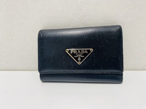 町田市で【プラダ（PRADA）買取】バッグや財布の買取！リサイクルショップ買取おりづる横浜弘明寺店へ！