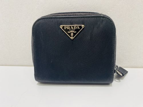 南区井土ヶ谷で【プラダ（PRADA）買取】バッグや財布の買取！リサイクルショップ買取おりづる横浜弘明寺店へ！