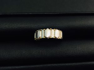 港南区上大岡で【金、プラチナ】貴金属の買取ならリサイクルショップ買取おりづる横浜弘明寺店へお任せください！