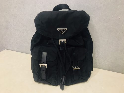 横浜市南区井土ヶ谷で【プラダ（PRADA）買取】おすすめのリサイクルショップ！買取おりづる横浜弘明寺店です！