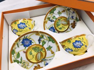 南区弘明寺で【ブランド食器】を売るならリサイクルショップ買取おりづる横浜弘明寺店にお任せください!