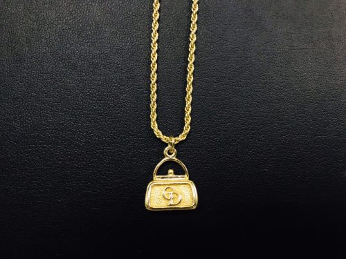 横浜市南区井土ヶ谷で【クリスチャンディオール（Dior ）買取強化中！】リサイクルショップ買取おりづる横浜弘明寺店！