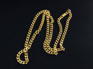 横浜市南区弘明寺で【金、プラチナ】貴金属の買取ならリサイクルショップ買取おりづる横浜弘明寺店へお任せください！