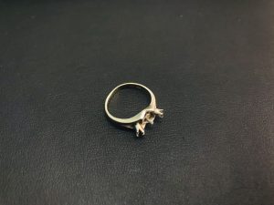 横浜市南区弘明寺で【金、プラチナ】貴金属の買取ならリサイクルショップ買取おりづる横浜弘明寺店へお任せください！