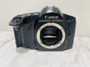横浜市青葉区で【カメラ、レンズ】の高価買取ならリサイクルショップ買取おりづる横浜青葉店へ!