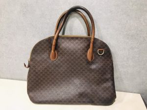横浜市南区井土ヶ谷で【セリーヌ（CELINE）買取】バッグや財布を売るなら買取おりづる横浜弘明寺店へ！