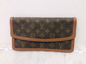 横浜市港南区上大岡で【ルイヴィトンの買取】ブランド買取ならリサイクルショップ買取おりづる横浜弘明寺店へ!